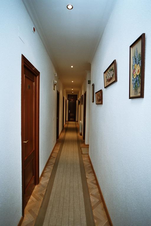 Hostal Luis XV Madrid Exterior foto